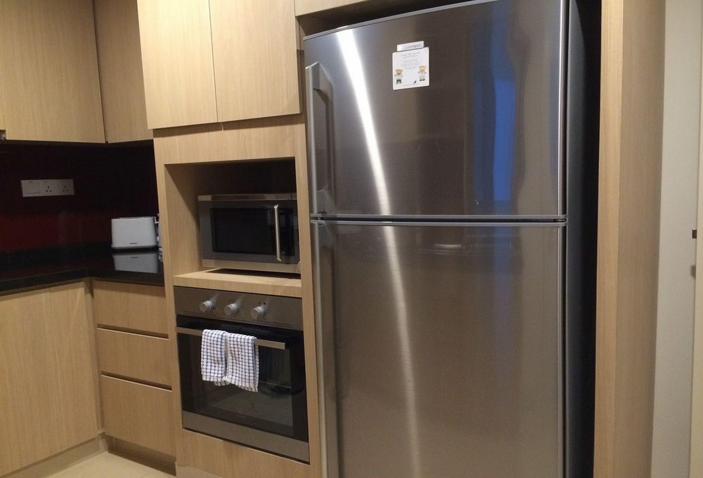Somerset Hô Chi Minh-Ville Extérieur photo A stainless steel refrigerator